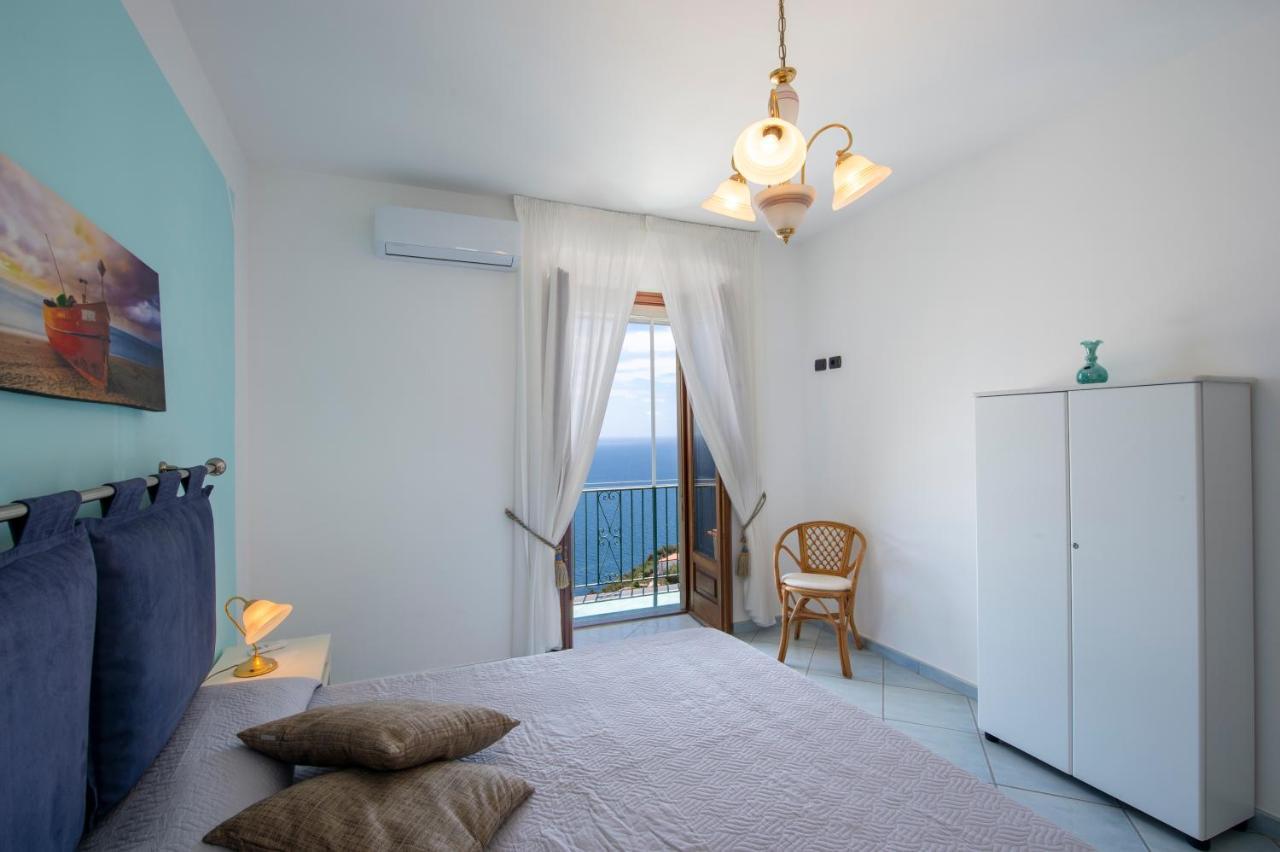 Moressas In Praiano Exterior photo